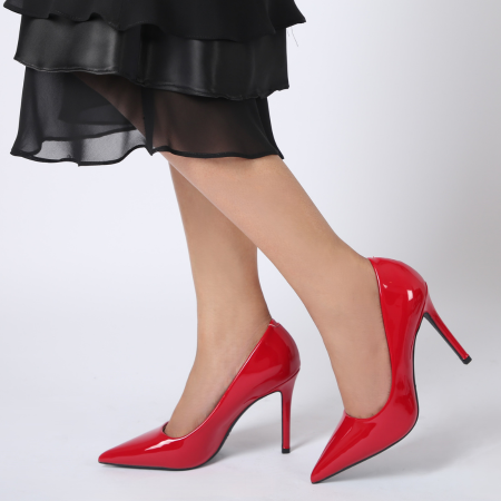 Mrs. Independent Shiny Pointed Stiletto Heels Sandals - red side view